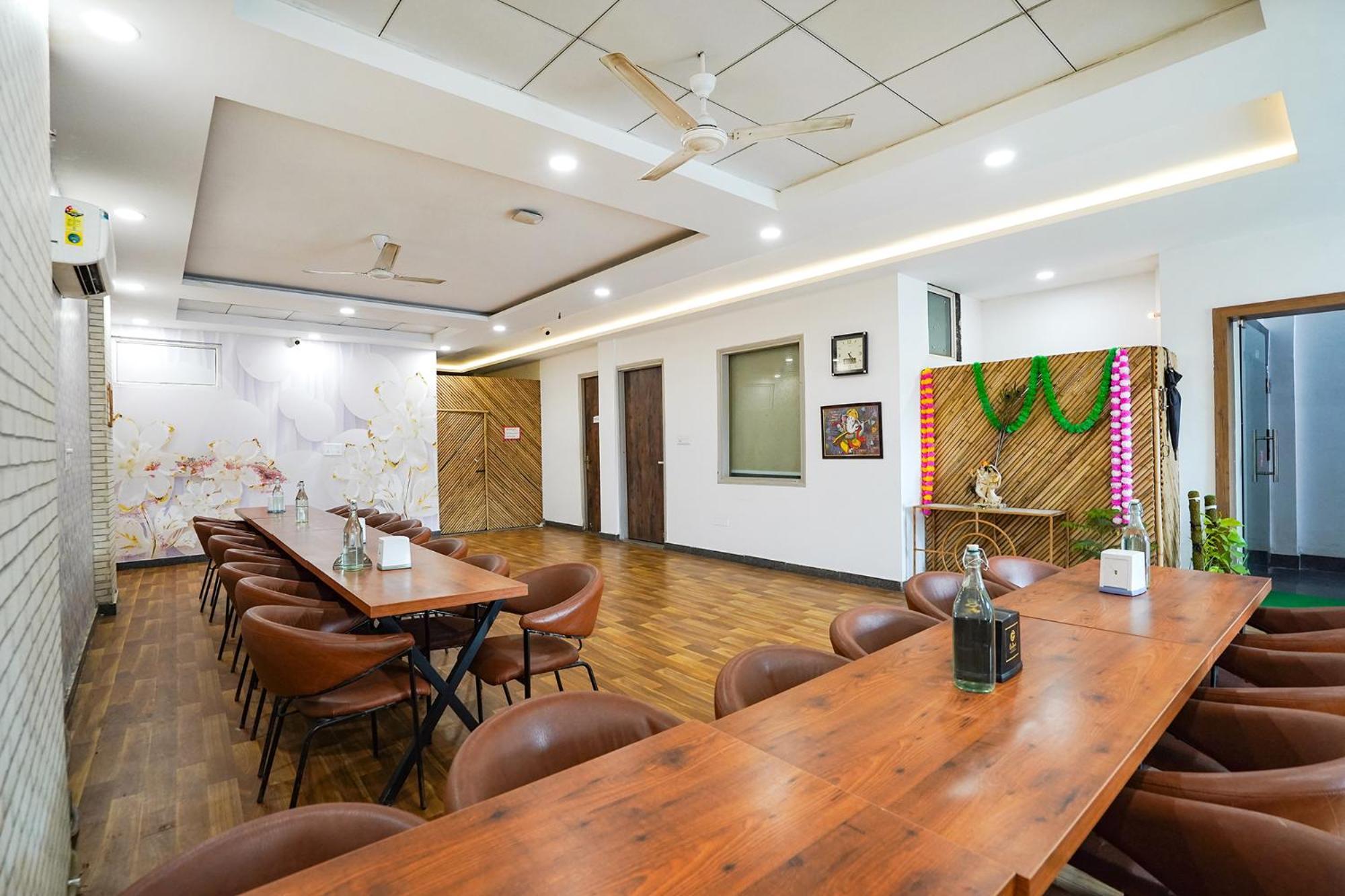 Fabhotel Prime Culture 노이다 외부 사진